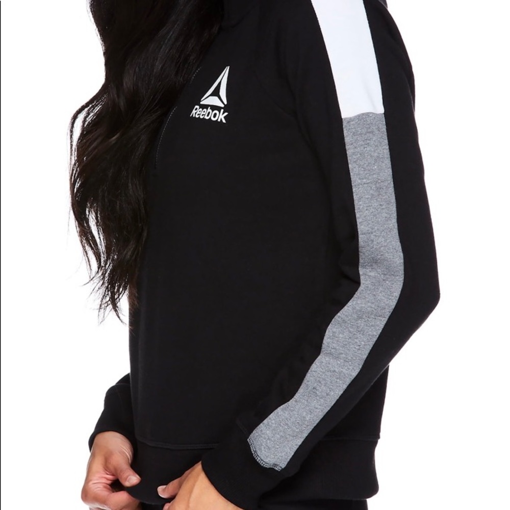 Reebok womens turtle neck sweatshirt